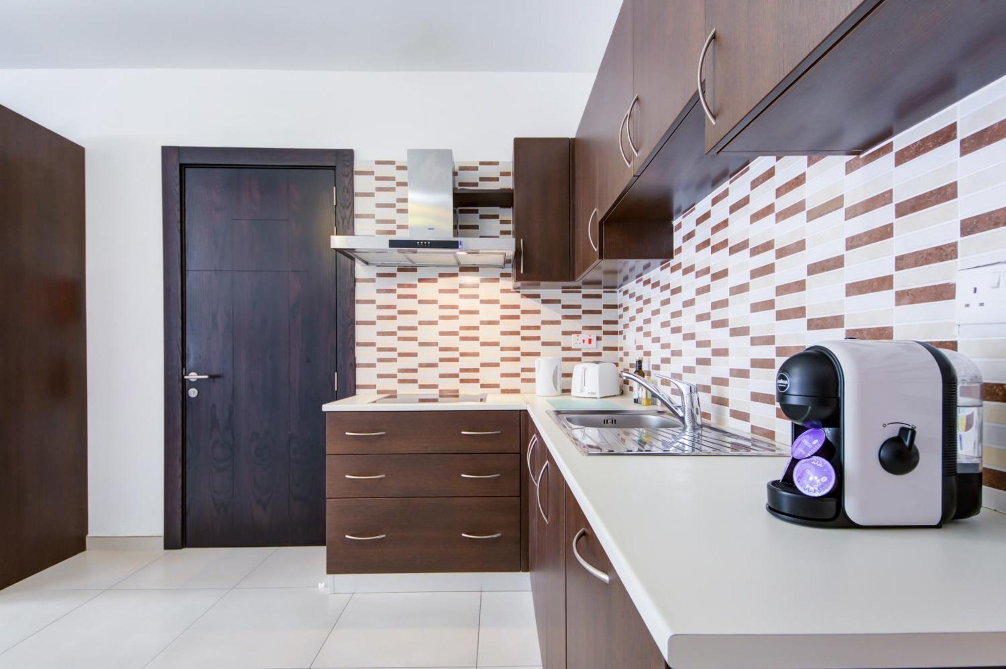 Stylish 2Br Apt With Balconies In St Julians, Paceville - Apt 6 By Vaganza St. Julian's Zewnętrze zdjęcie